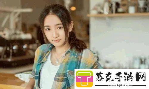 红楼艳谭话题热度飙升-网友评价：古典韵味中的情感冲突你还真别说！！