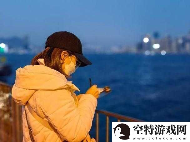 长途汽车上陌生人在最后一排的故事